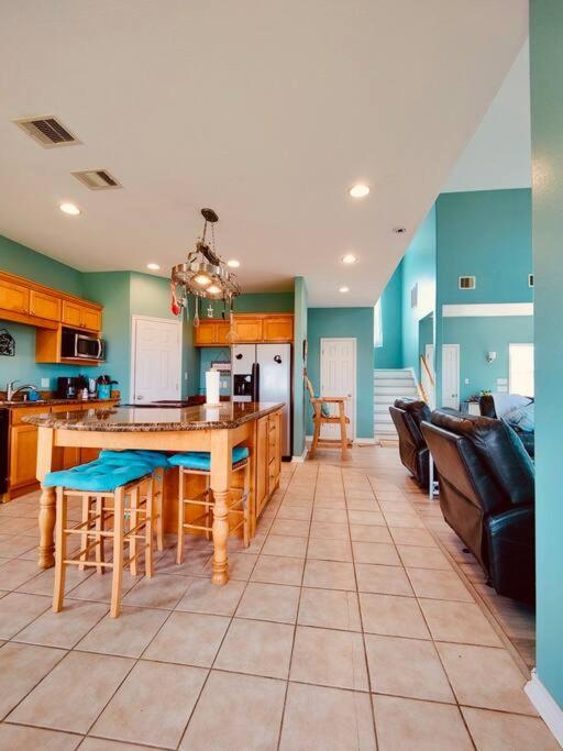 Sunny Delight - Sleeps 10 - Generous Space! Bolivar Peninsula Exterior photo